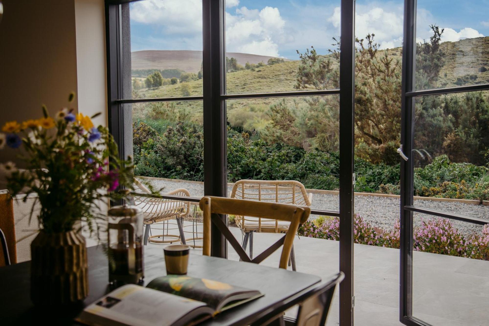 The Deerstone Luxury Eco Hideaway Laragh Exterior foto